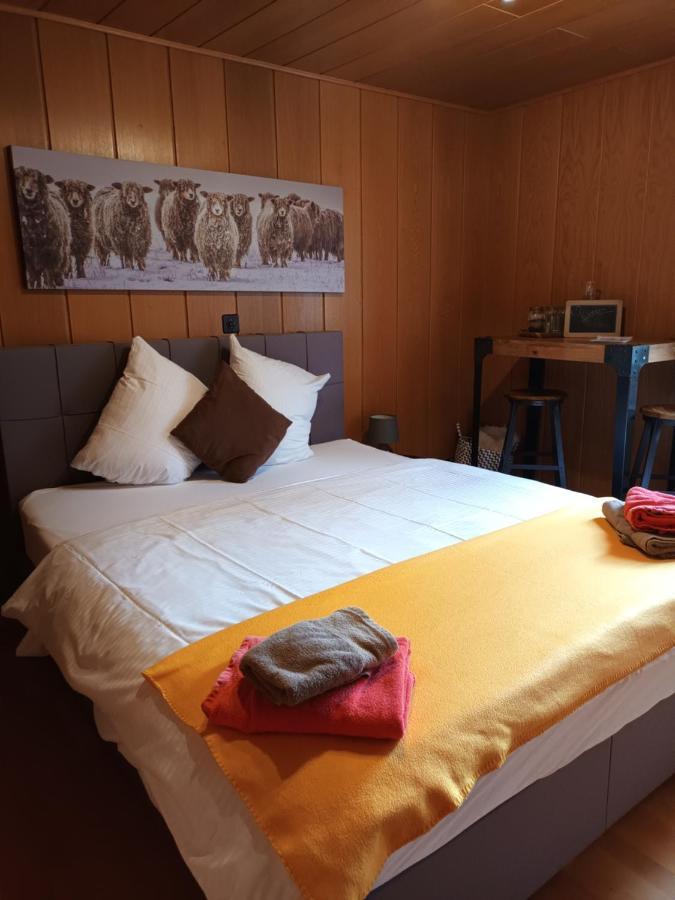 Elliotts Bed & Bar Apartment Lungern Exterior photo